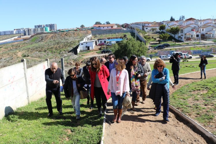 INTENDENTA Y ALCALDE DE LA SERENA SE REÚNEN CON VECINOS PARA MEJORAR ENTORNO Y SEGURIDAD EN SECTOR EL MILAGRO