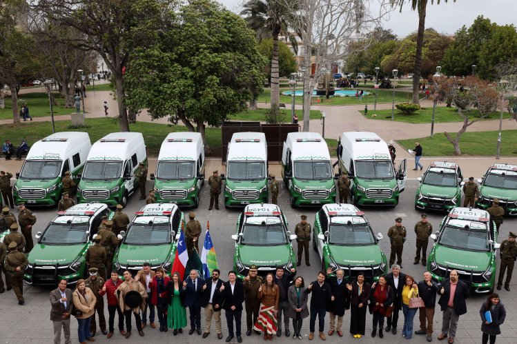 Gobierno Regional refuerza parque vehicular de Carabineros con 25 nuevos vehículos de última tecnología